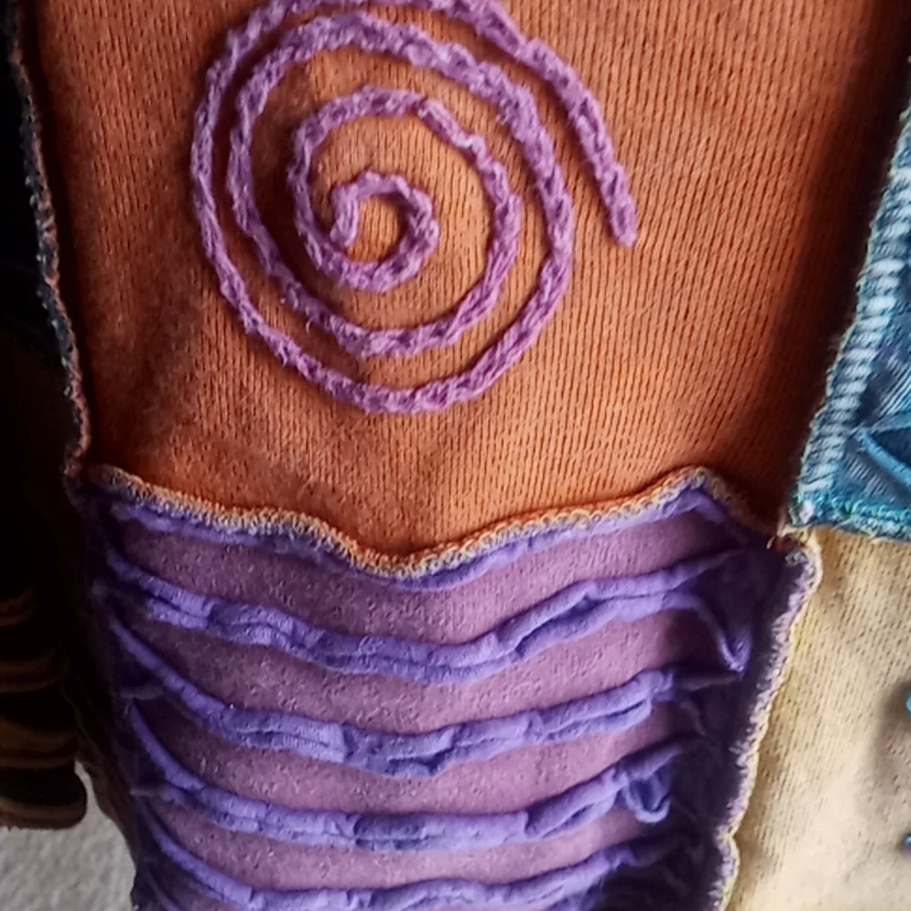 Top - Picture 3 of 6